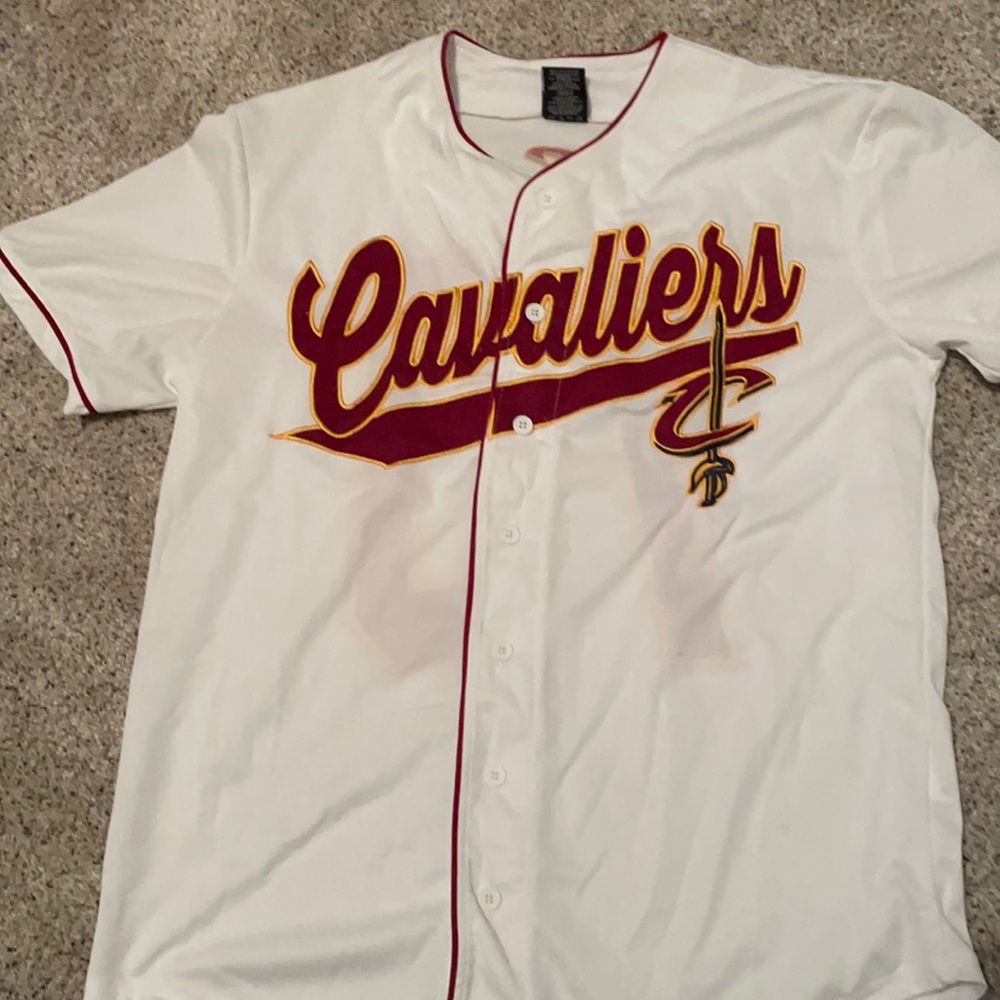 Cavaliers basketball shirt